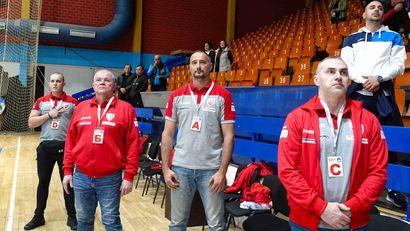 Ognjen Kajganić (drugi zdesna), sportski direktor Crvene zvezde (©srl.rs)