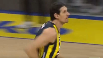 Bobi Marjanović briljirao na debiju za Fener: Trojka, kucanja, blokade (VIDEO)