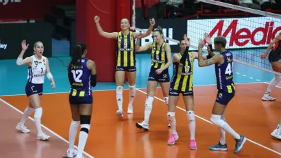 Odbojkašice Fenerbahčea (©CEV)