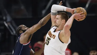 Džejms Harden i Nikola Jokić