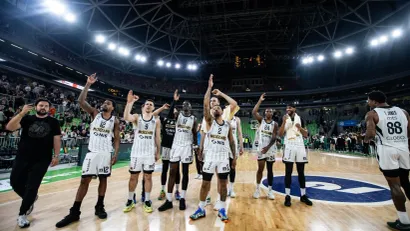Košarkaši Partizan Mozzart Beta (©MN Press)