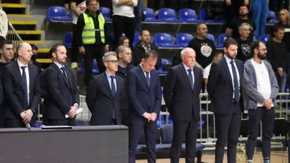 Željko Obradović sa stručnim štabom (©MN Press)