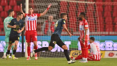 Slobodan Medojević slavi gol za 1:1 protiv Crvene zvezde (©MN Press)
