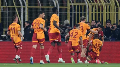 Fudbaleri Galatasaraja (©Reuters)