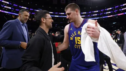 Novak Đoković i Nikola Jokić (©AFP)