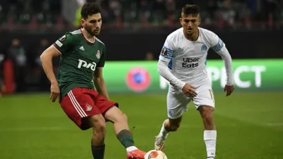 Nair Tiknizjan (levo) protiv Olimpika iz Marselja (©AFP)