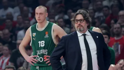 Andrea Trinkijeri i Alen Smailagić (©Star Sport)