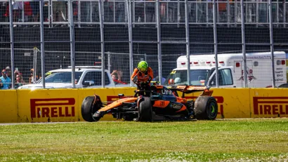 Lando Noris završio trku posle incidenta (Foto: Guliver/Hoch Zwei)
