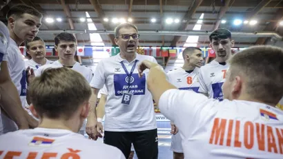 Dalibor Čutura i juniori Srbije (©RSS)