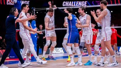 (©FIVB)
