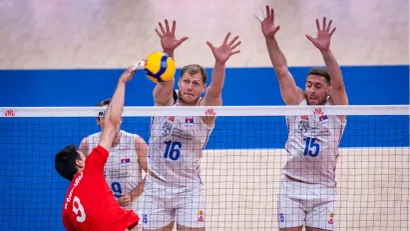 Dražen Luburić i Nemanja Mašulović (©FIVB)