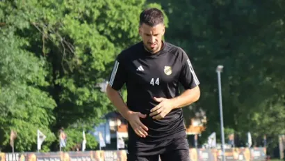 Tomović (FK Čukarički)