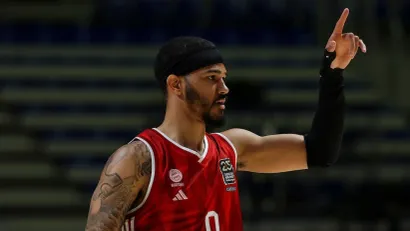 Nik Vajler Beb (Starsport)