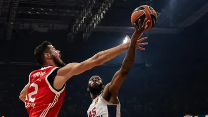 Nikola Kalinić i Donta Hol (Starsport)