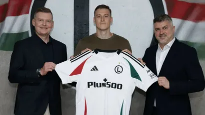 Mileta Rajović na promociji u Legiji (©Legia Warszawa)