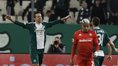 Nemanja Maksimović (©Reuters)