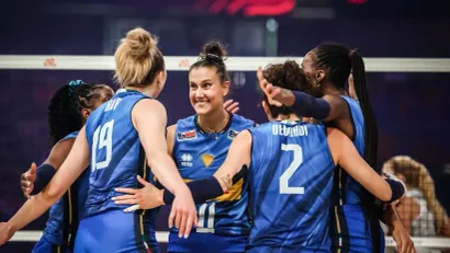 (©FIVB)