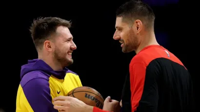 Luka Dončić i Nikola Vučević (©AFP)