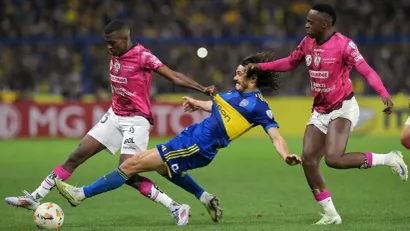 Hustin Lerma (levo) protiv Boke Juniors (©AFP)