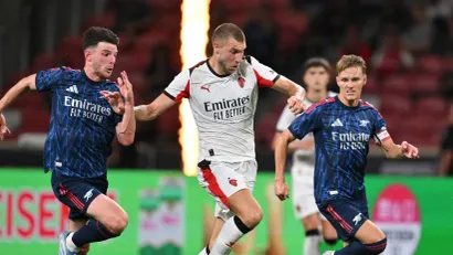 Foto: Reuters, Pavlović u prijateljskoj utakmici sa Arsenalom