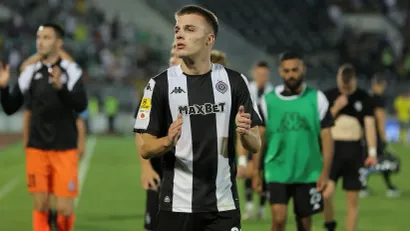 ©Starsport
