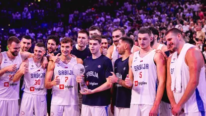 Detalj sa dodele trofeja (©Begum Unal)