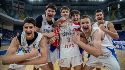 Slavlje kadeta Srbije (©FIBA Basketball)