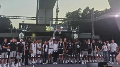 Zaista je Partizan Mozzart Bet avangarda! Spektaklom pod Avalskim tornjem predstavljen tim za sezonu 2025/26