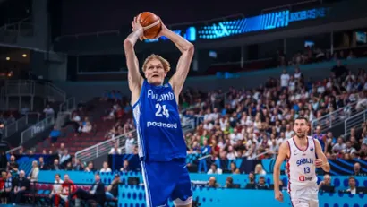 Mika Murinen protiv Srbije (©FIBA Basketball)