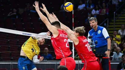 ©FIVB