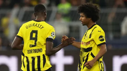 Dortmund vezao i treću bez primljenog gola, Adejemi ispalio novu bombu 