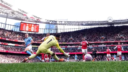Sa derbi meča Mančester Sitija i Arsenala (©Reuters)