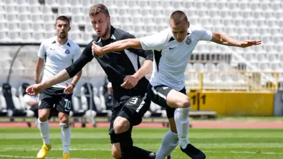 Strahinja Pavlović i Nikola Štulić na treningu Partizana (©Starsport)