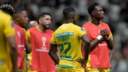 Fudbaleri Bukaramange (©AFP)