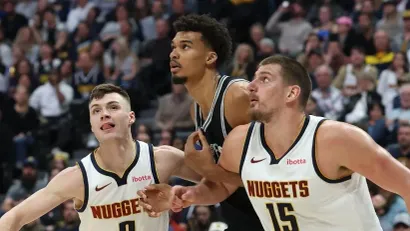 Kristijan Braun, Viktor Vembanjama i Nikola Jokić (AFP)