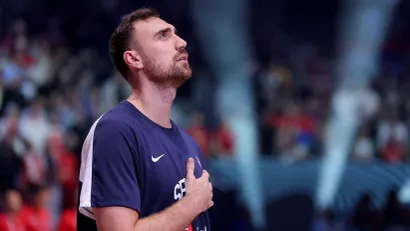 Nikola Milutinov (Foto: Starsport)