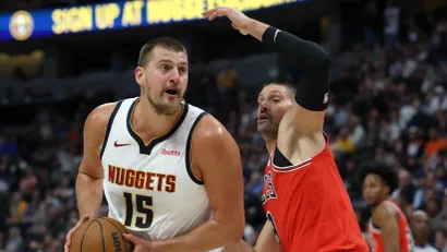 Nikola Jokić i Nikola Vučević (Foto: AFP)