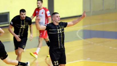 Danilo Radović u dresu pančevačkog Dinama (©Starsport)