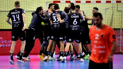 Slavlje crno-belih (©Starsport)