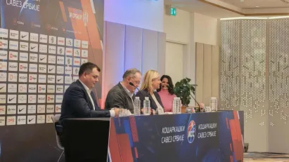 Detalj sa konferencije za novinare