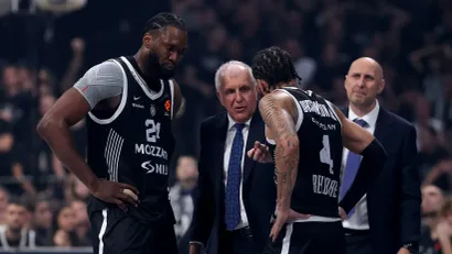 Bruno Fernando, Željko Obradović, Dvejn Vašington i Aca Matović (©Star Sport)