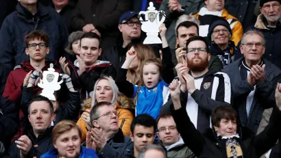 Navijači Nots Kauntija (©Reuters)