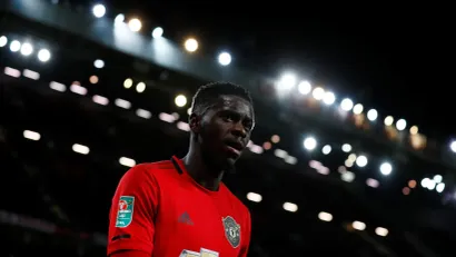 Aksel Tuanzebe dok je još bio zdrav (©Reuters)