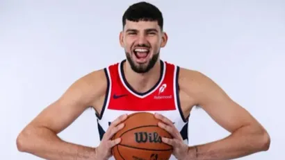 Tristanovi Vizardsi pobedili posle mesec dana, brutalna partija Mekoluma (VIDEO)