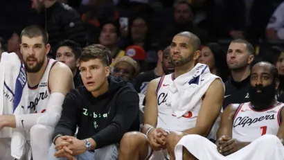 Ivica Zubac, Bogdan Bogdanović, Nik Batum i Džejms Harden (AFP)