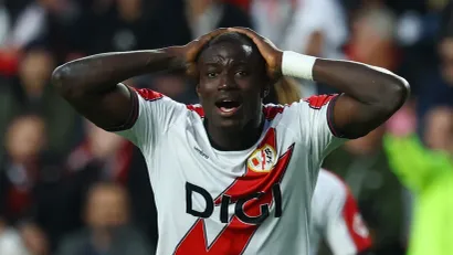 Fudbaler Raja Nobel Mendi (©Reuters)