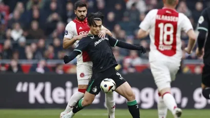 Ajase Ueda je do sada uvek bio nevidljiv protiv Ajaksa (©AFP)