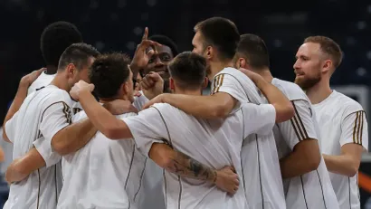 Prazne tribine u Dubaiju