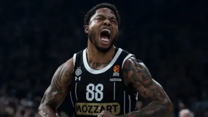 Tajrik Džons (© Starsport)