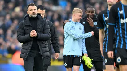 Ivan Leko sa fudbalerima Klub Briža (©xDavidxCatryx 20251221DC2_6754)